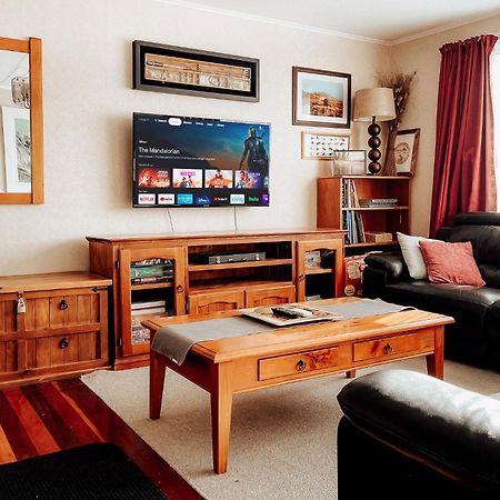 Alpine House Tongariro - Turangi Holiday Home Экстерьер фото