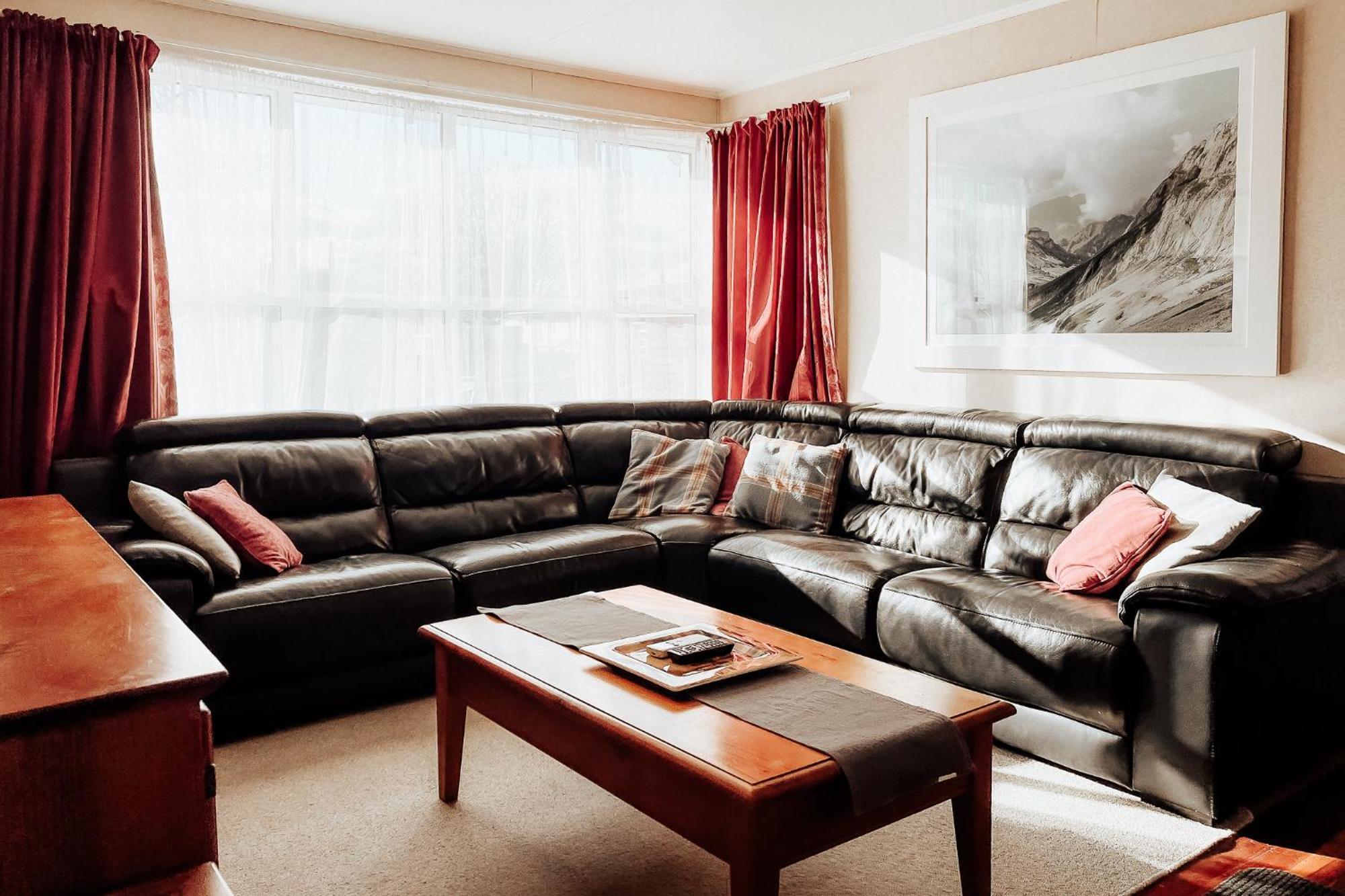 Alpine House Tongariro - Turangi Holiday Home Экстерьер фото