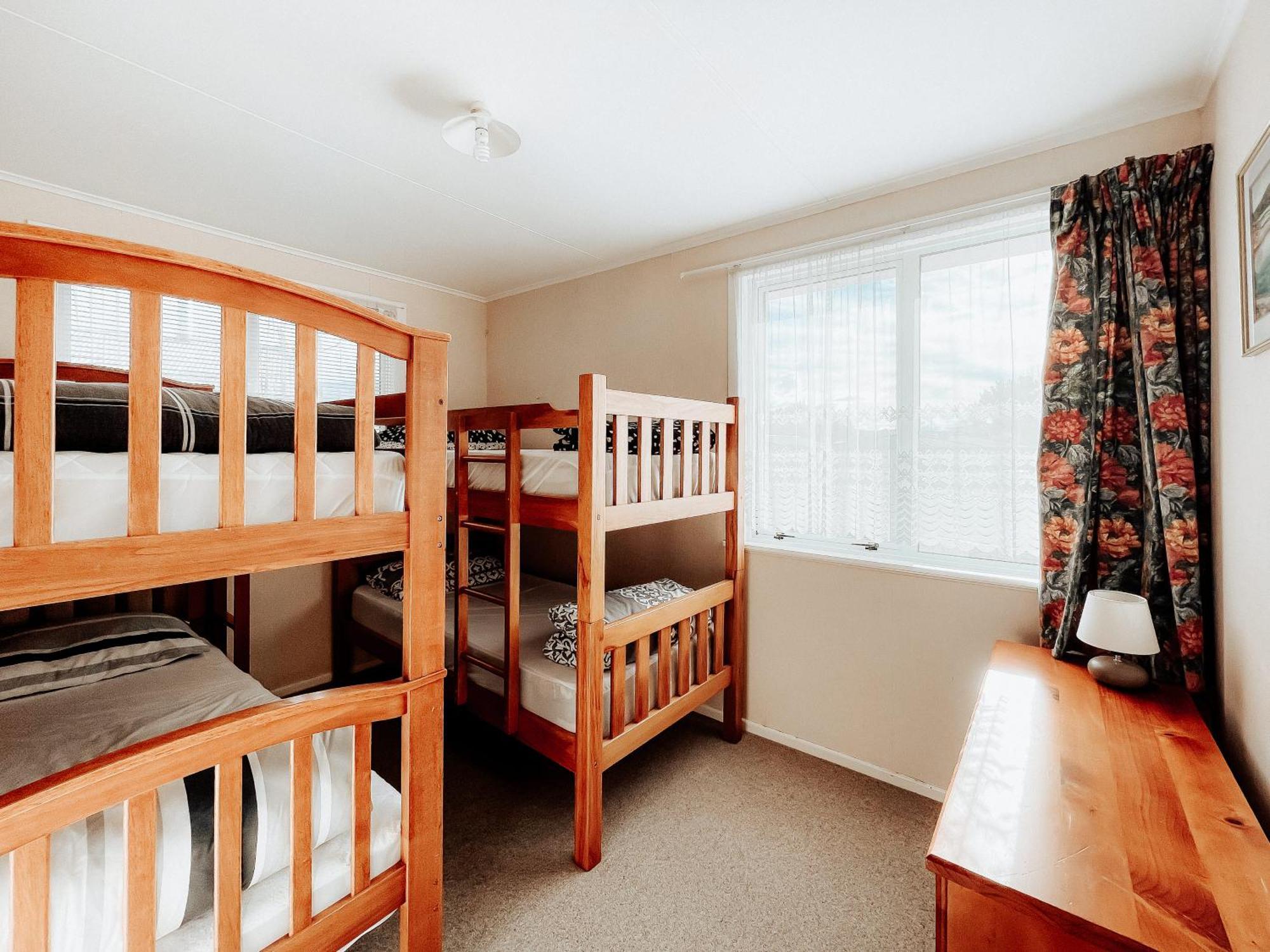 Alpine House Tongariro - Turangi Holiday Home Экстерьер фото